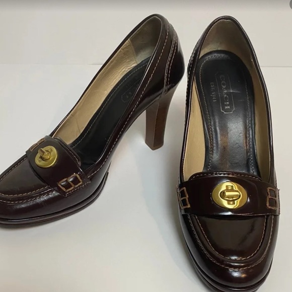 Coach Danna turn lock heels 6.5 brown and gold - Picture 1 of 4